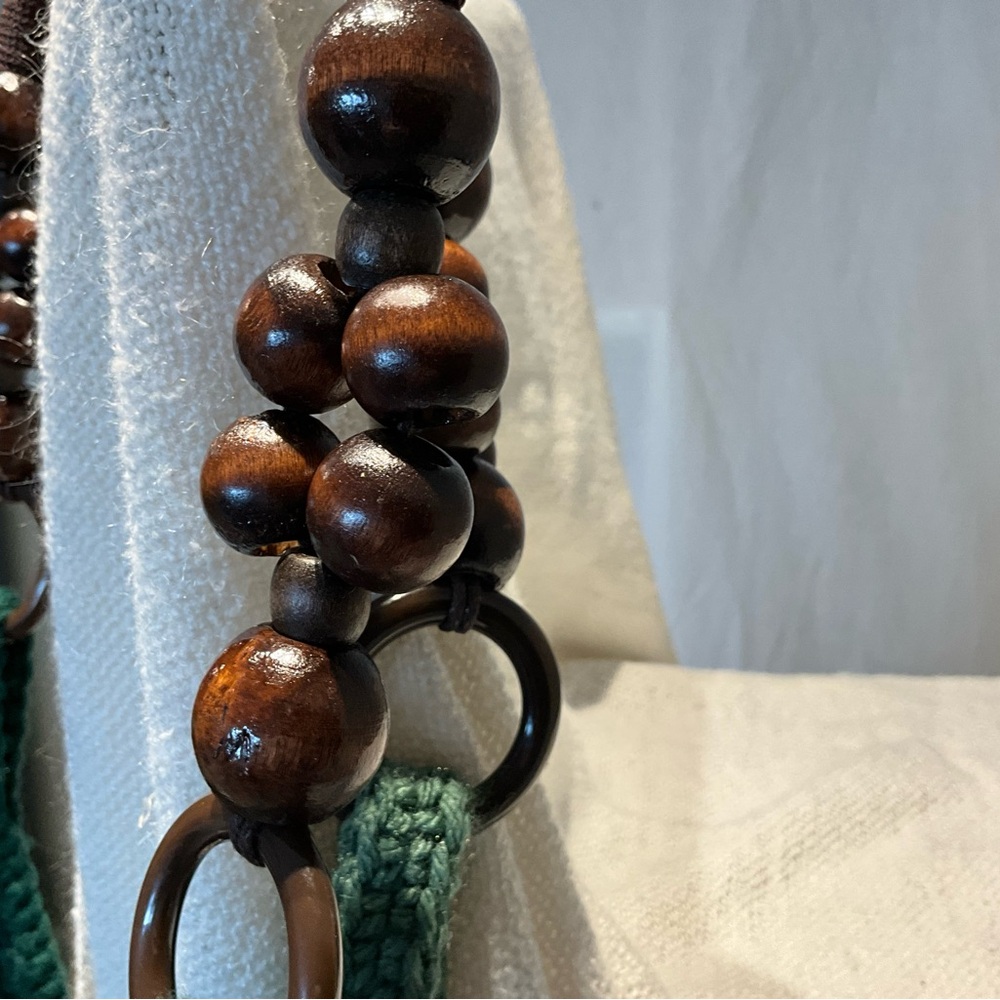 Green Crochet Hobo Bag Wooden Bead Handles Boho Cottagecore - Picture 6 of 7